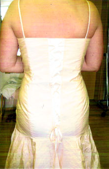 Miedereinsatz mit Band zum verstellen